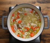 Куриный бульон с вермишелью — recipe steps, photo 2