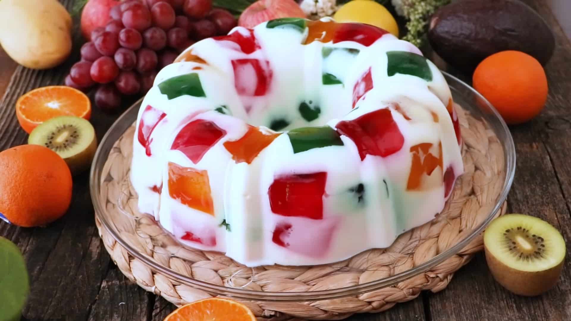 Легкий десерт из разноцветного желе – пошаговый рецепт приготовления с фото