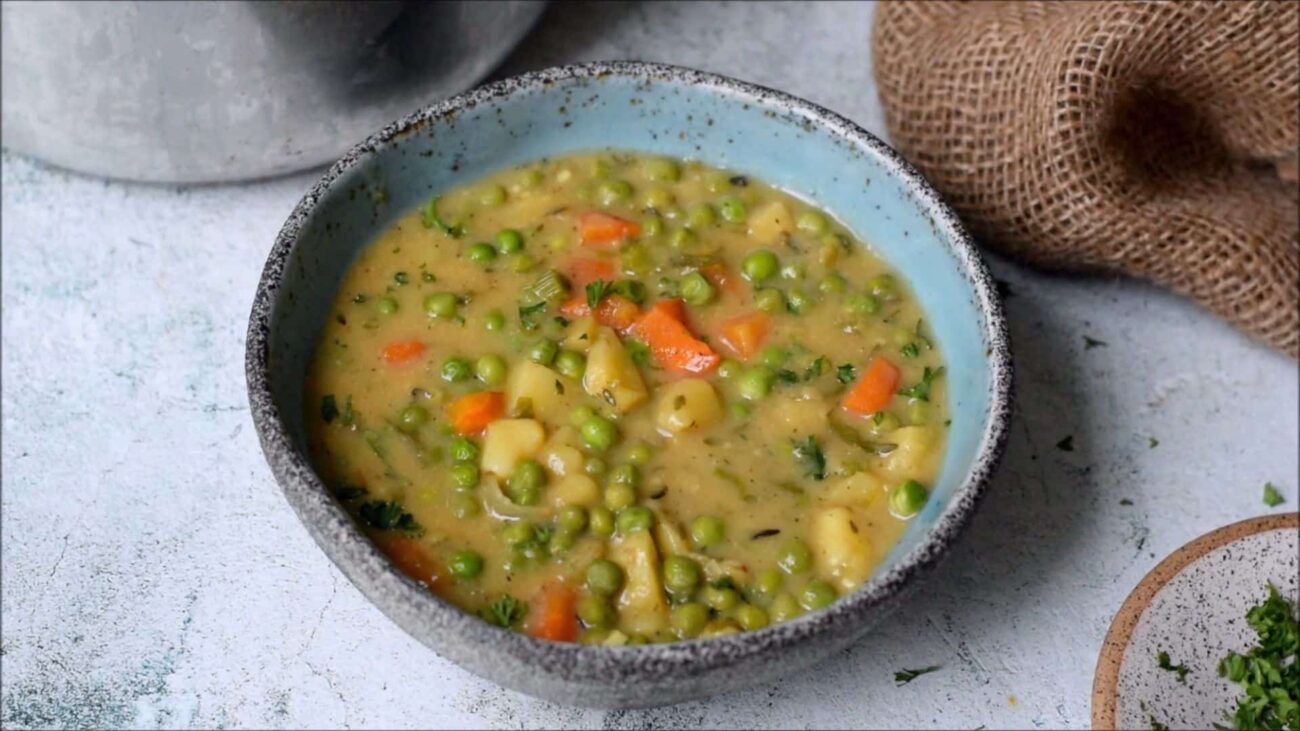 Вегетарианский гороховый суп — пошаговый рецепт, основное фото