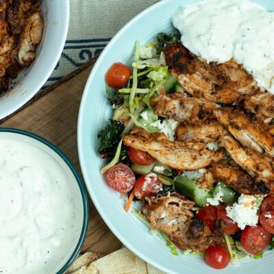 Греческий салат с курицей - пошаговая инструкция, основное фото
