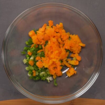 Салат с печенью трески — пошаговый рецепт, шаг 2