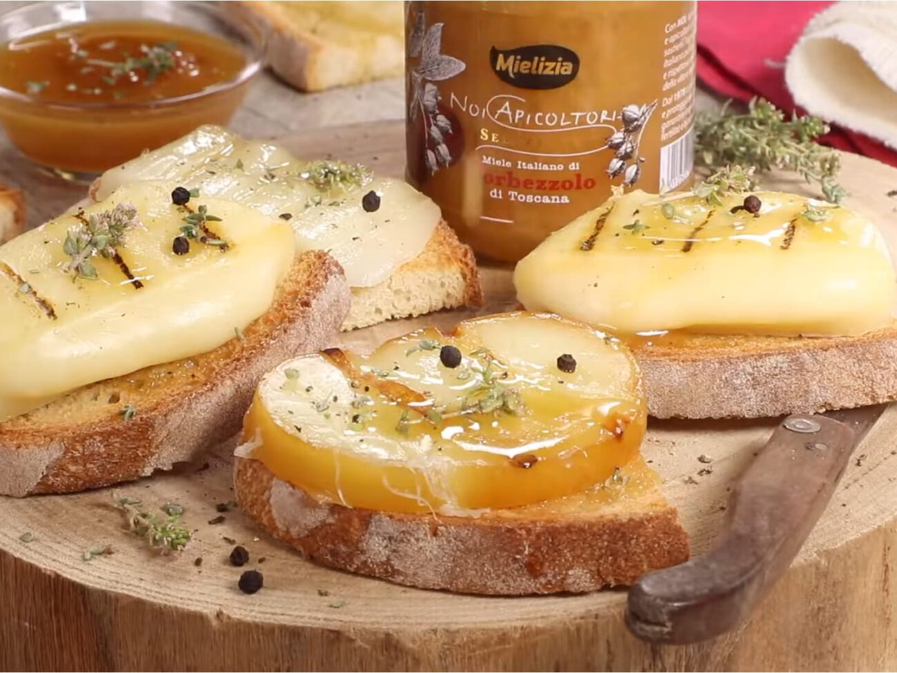 Жареный сыр — пошаговый рецепт, основное фото