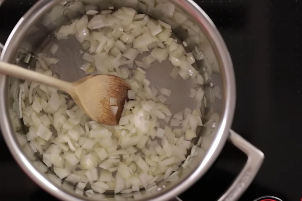 Суп-пюре из брокколи — пошаговый рецепт, шаг 1