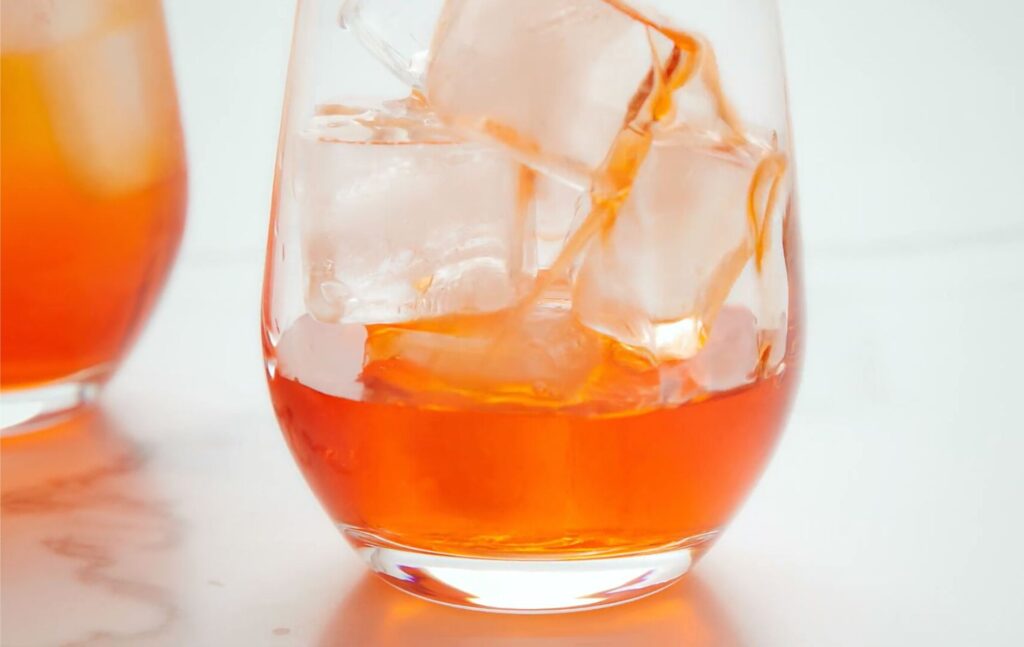 Коктейль Апероль Шприц — recipe steps, step 1