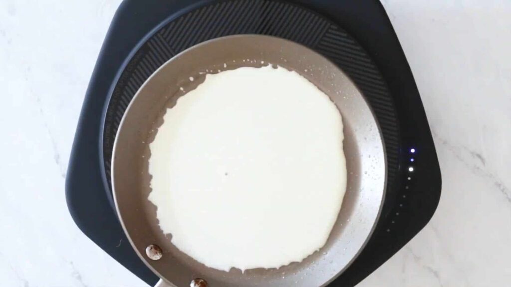 Блинчики с маскарпоне и клубникой — recipe steps, step 2