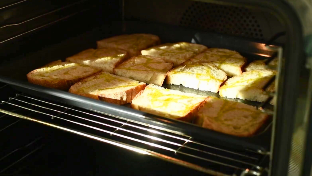 Брускетта с тунцом — recipe steps, step 2