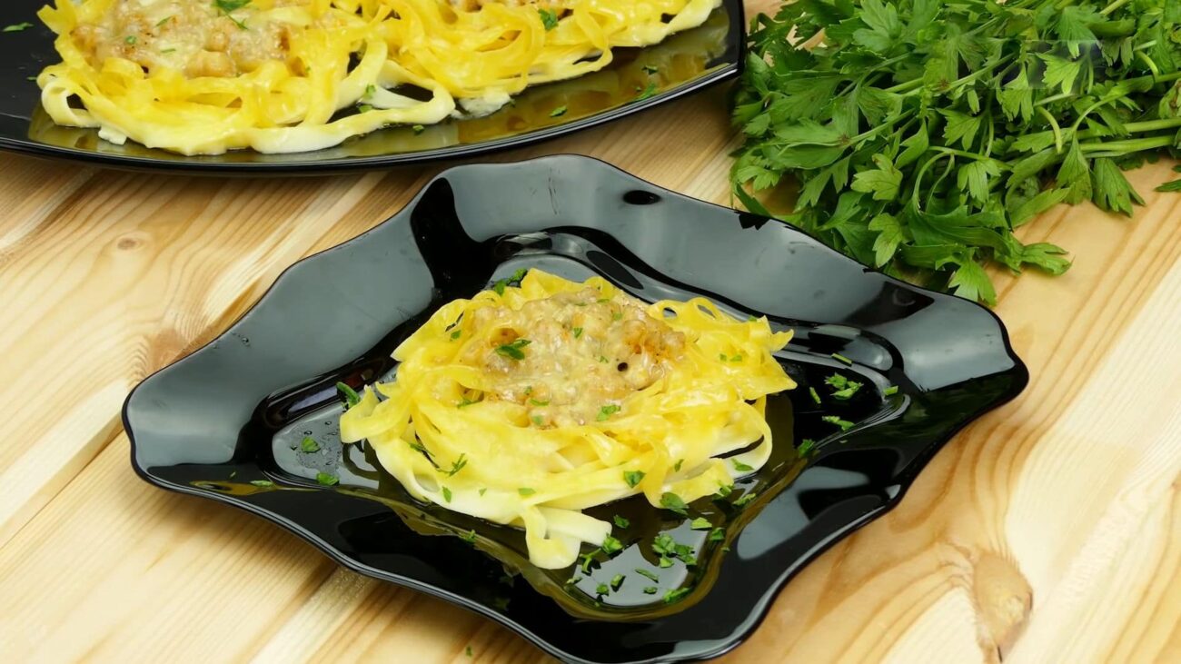 Гнезда из макарон с фаршем — recipe steps, main photo
