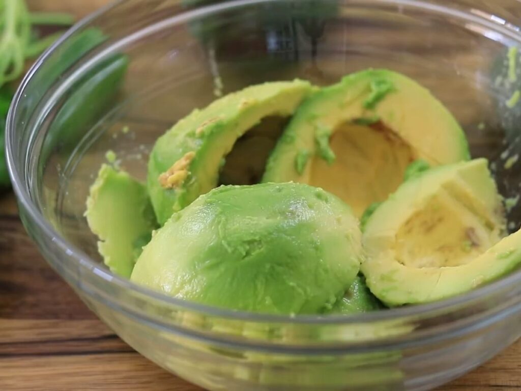 Гуакамоле — recipe steps, step 1