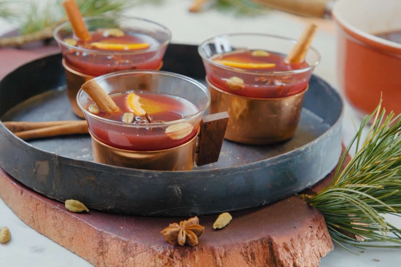 Классический глинтвейн с апельсином — recipe steps, main photo