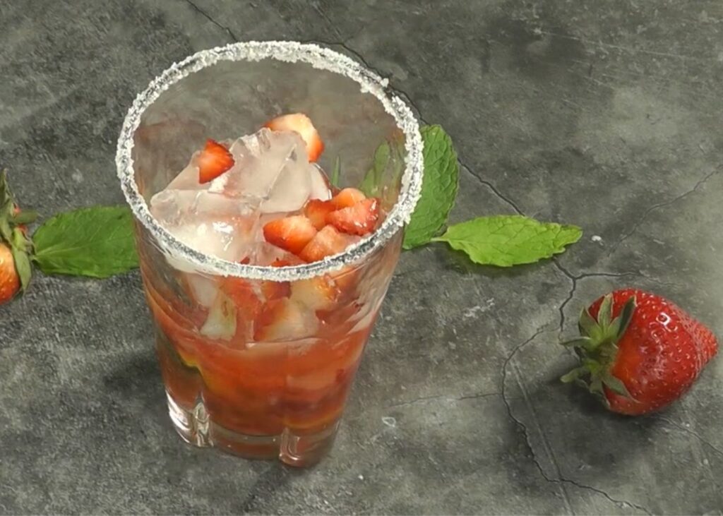 Клубничный мохито — recipe steps, step 6