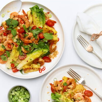 Салат с креветками и ананасом — пошаговый рецепт, основное фото