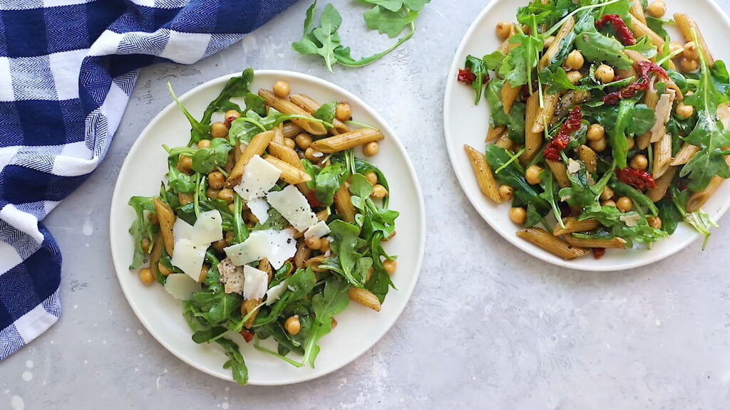 Салат с вялеными помидорами — recipe steps, step 4