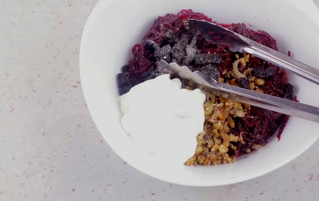 Свекла с черносливом и орехами — recipe steps, step 6