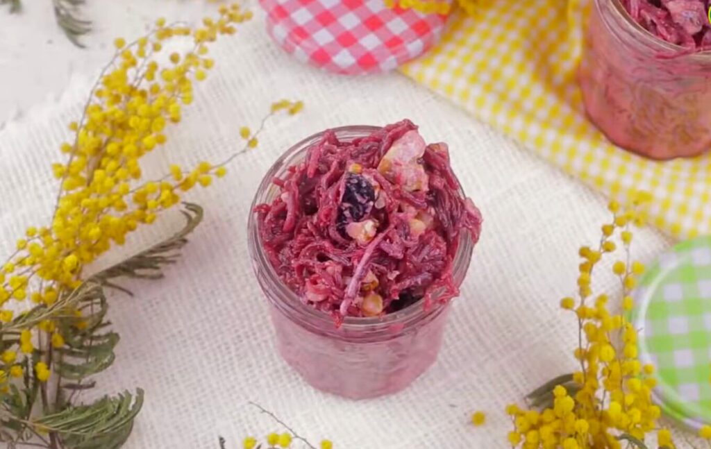 Свекла с черносливом и орехами — recipe steps, step 7