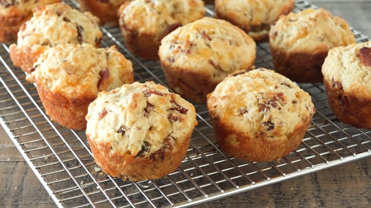 Маффины с беконом и сыром — recipe steps, main photo