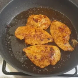 grecheskij-salat-s-kuritsej-shag-4