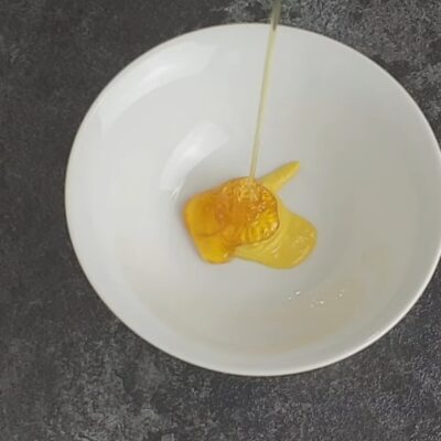 Греческий салат с курицей — recipe steps, step 3