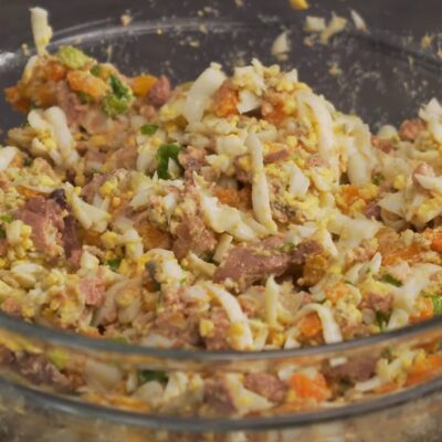 Салат с печенью трески — recipe steps, step 4