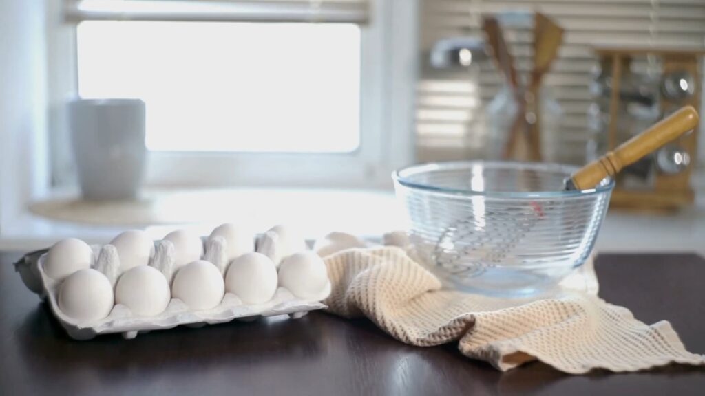 Куриные яйца