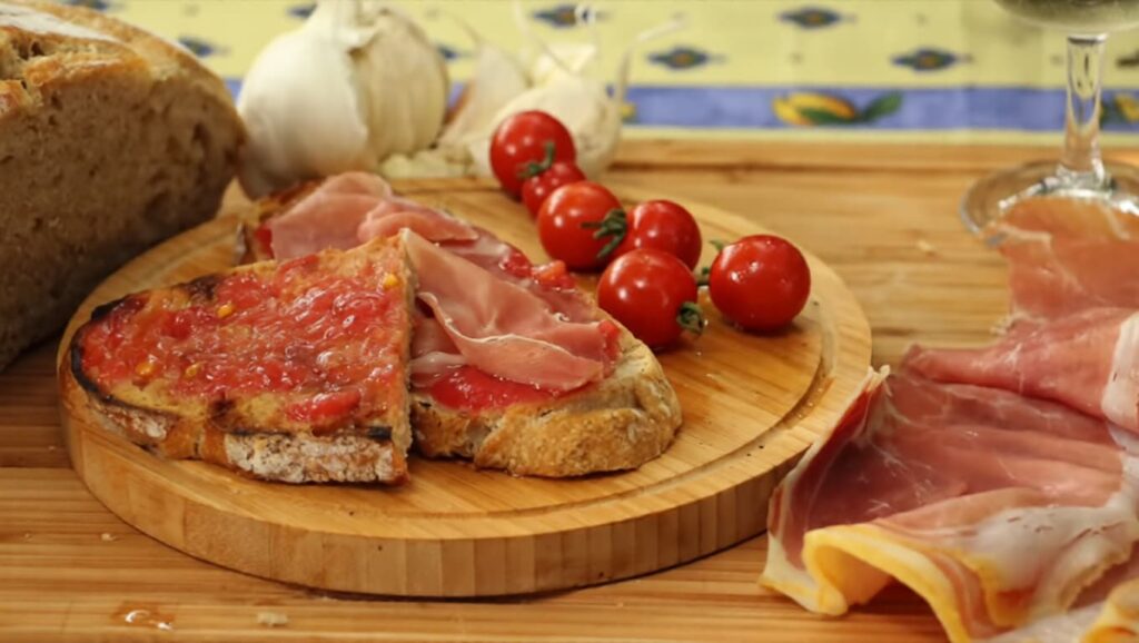 Пан с томатом