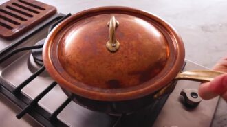 Долма с мясом и рисом — шаг 7: Томим долму